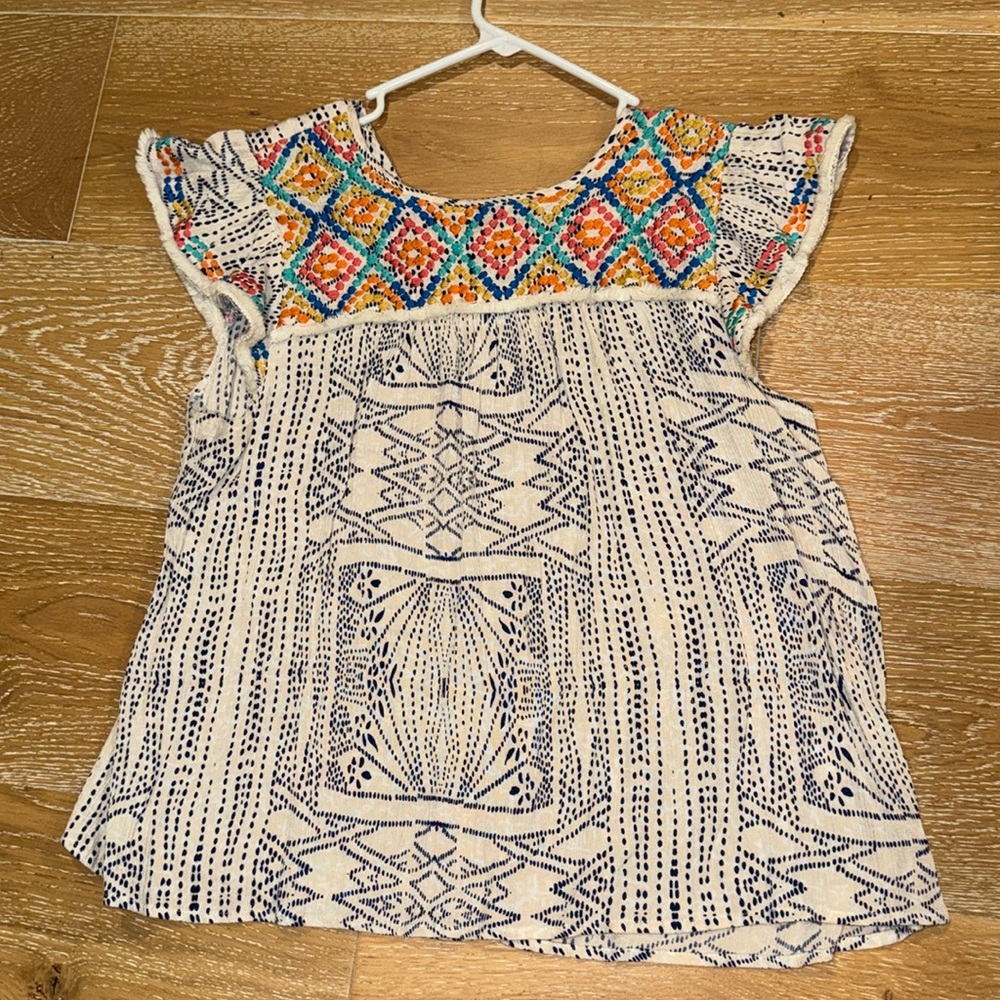 THML top. Size medium. Good used condition.